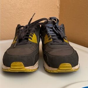 Men’s Nike Air Max 90